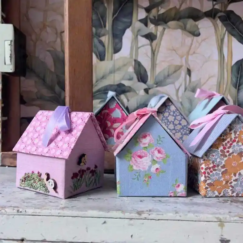 Casette di Natale, Cartonaggio Creativo - kit con istruzioni | Acquista ora