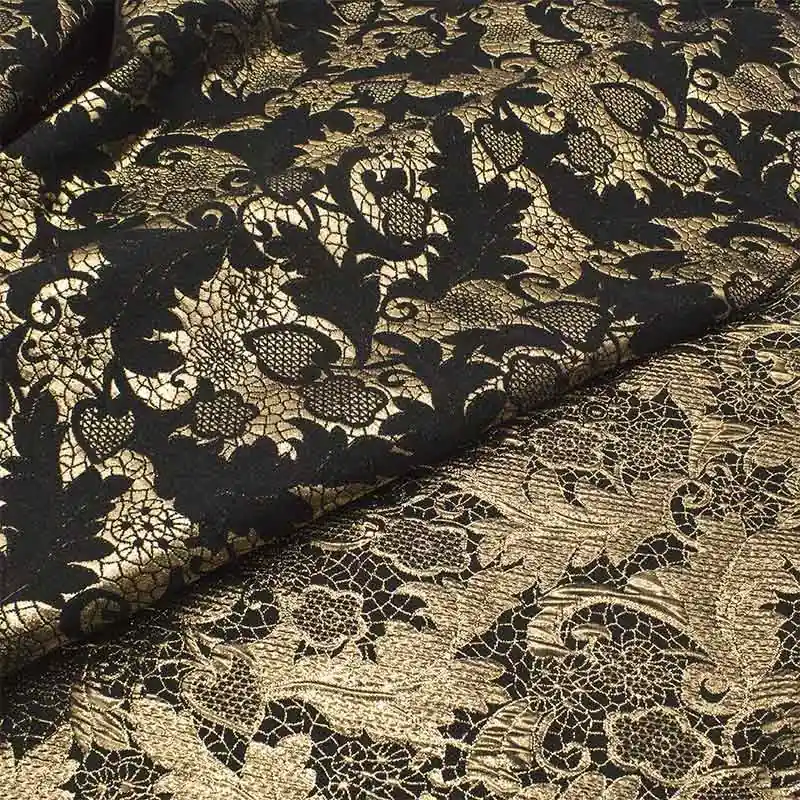 Sconto extra | Tessuto jacquard broccato lamè oro e nero